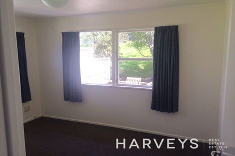 Photo of property in 42 Crystal Avenue, Glendene, Auckland, 0602