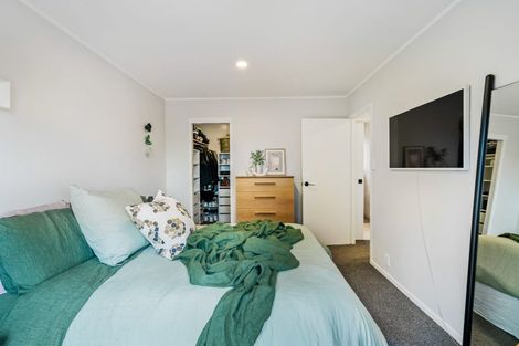 Photo of property in 46a Pah Road, Cockle Bay, Auckland, 2014