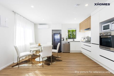 Photo of property in 2 Staverton Crescent, Mangere, Auckland, 2022