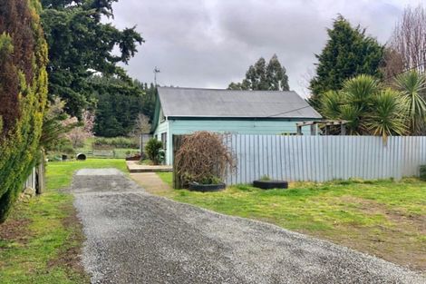 Photo of property in 2526 Rangiwahia Road, Rangiwahia, Kimbolton, 4774