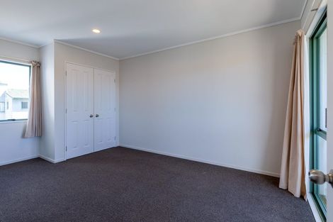 Photo of property in 13 Vitex Lane, Henderson, Auckland, 0612