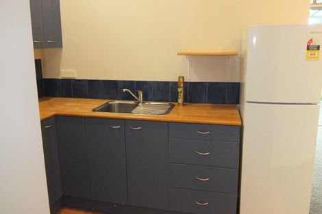 Photo of property in 16 Fleetwood Lane, Turitea, Palmerston North, 4472