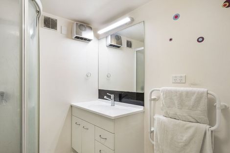 Photo of property in 117 Forfar Street, Clyde Hill, Dunedin, 9011