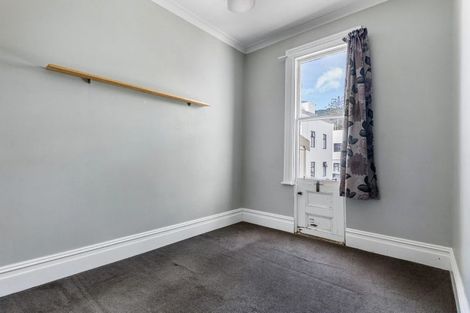 Photo of property in 17 Home Street, Mount Victoria, Wellington, 6011