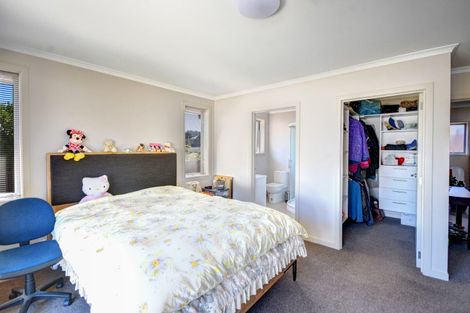 Photo of property in 73 Severn Street, Green Island, Dunedin, 9018