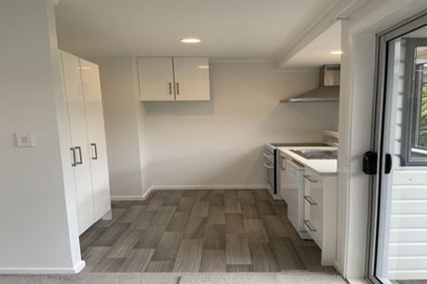 Photo of property in 49a Clayburn Road, Glen Eden, Auckland, 0602