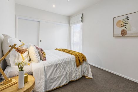 Photo of property in 77b Herald Street, Berhampore, Wellington, 6023
