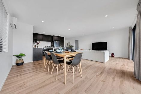 Photo of property in 13 Leathem Crescent, Pokeno, 2402