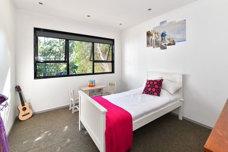 Photo of property in 42 Brian Crescent, Stanmore Bay, Whangaparaoa, 0932