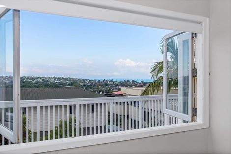 Photo of property in 75 Stanmore Bay Road, Stanmore Bay, Whangaparaoa, 0932