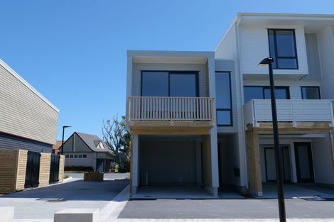 Photo of property in 39 Kamahi Place, Paraparaumu, 5032