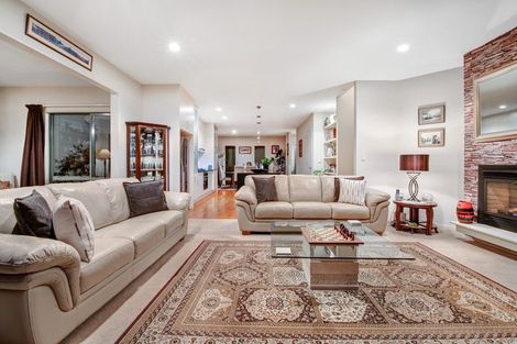 Photo of property in 260 Alec Craig Way, Gulf Harbour, Whangaparaoa, 0930