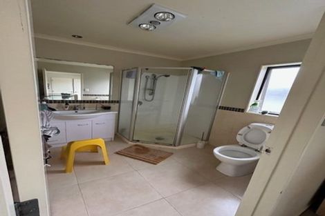 Photo of property in 62 Clover Drive, Henderson, Auckland, 0610