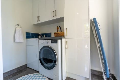 Photo of property in 33 Hihitahi Rise, Paihia, 0200