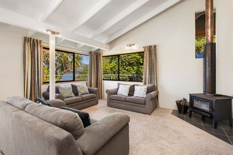 Photo of property in 6348 Christchurch Akaroa Road, Robinsons Bay, 7581