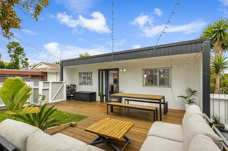 Photo of property in 1/68 Mcleod Road, Te Atatu South, Auckland, 0610