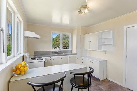 Photo of property in 13 Dixie Street, Te Horo Beach, Otaki, 5581