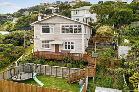 Photo of property in 53 Clyde Street, Island Bay, Wellington, 6023