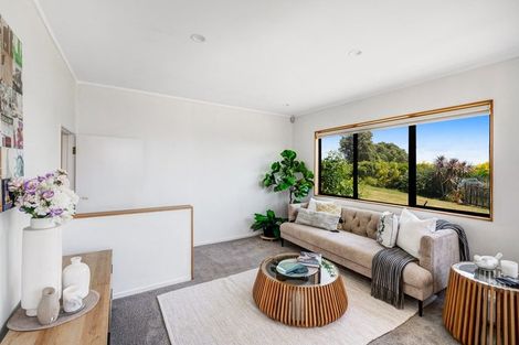 Photo of property in 8b Duncansby Road, Stanmore Bay, Whangaparaoa, 0932