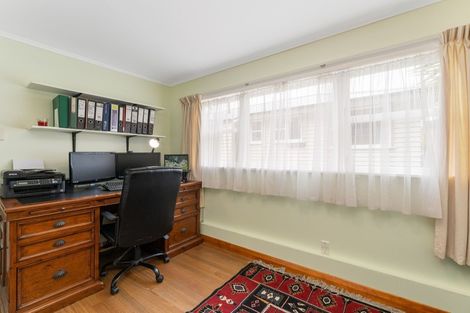 Photo of property in 14 Pinehaven Road, Pinehaven, Upper Hutt, 5019