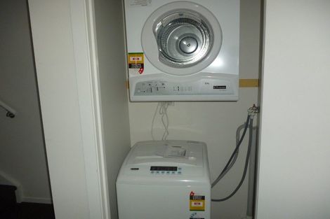 Photo of property in 11 Chiefs Court, Hamilton East, Hamilton, 3216