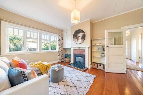 Photo of property in 1/14 Pohutukawa Street, Woburn, Lower Hutt, 5010