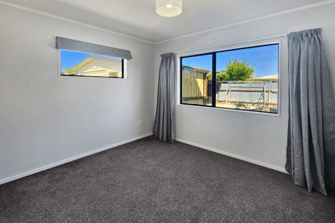 Photo of property in 14 Cardiff Place, Tamatea, Napier, 4112