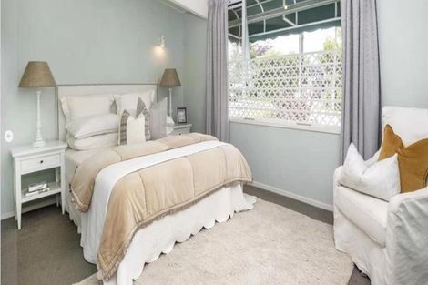 Photo of property in 145 Bleakhouse Road, Mellons Bay, Auckland, 2014