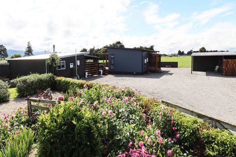 Photo of property in 359 Moreton Road, Parkvale, Carterton, 5792