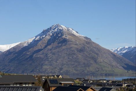 Photo of property in 42 Orford Drive, Jacks Point, Queenstown, 9371