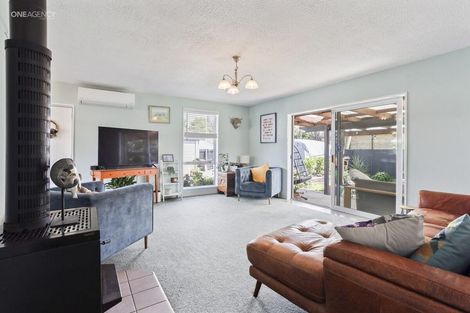 Photo of property in 102b West Belt, Rangiora, 7400