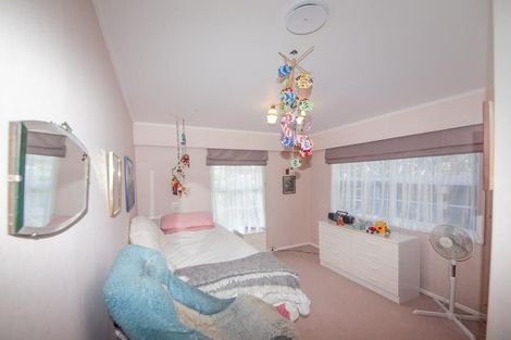 Photo of property in 27 Cranwell Street, Churton Park, Wellington, 6037