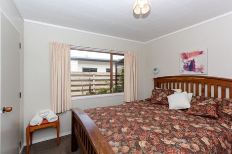 Photo of property in 6 Iwa Iti Street, Waitara, 4320