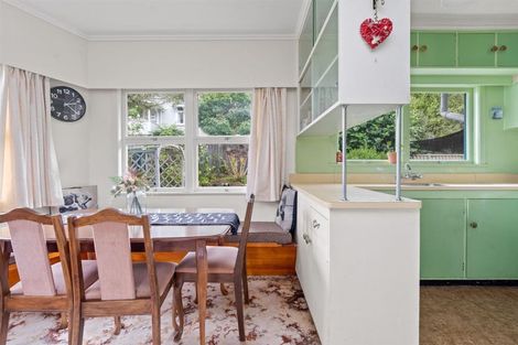 Photo of property in 5 Adams Place, Te Kamo, Whangarei, 0112