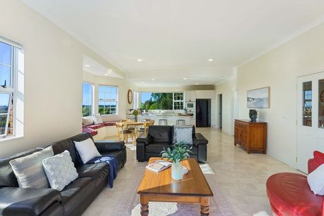 Photo of property in 105 Winara Avenue, Waikanae, 5036