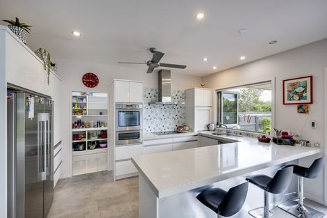 Photo of property in 31 Napier Street, Jervoistown, Napier, 4112