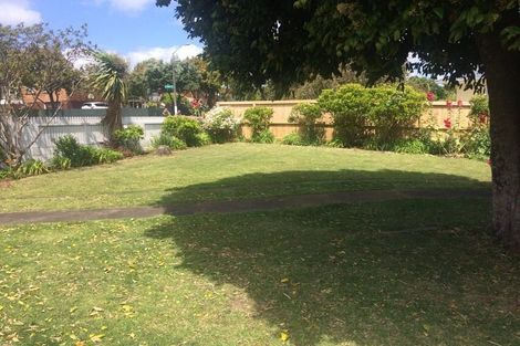 Photo of property in 22 Duggan Avenue, Mangere, Auckland, 2022