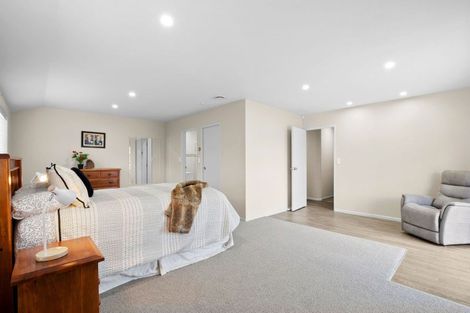 Photo of property in 137 Taylor Street, Cambridge, 3434