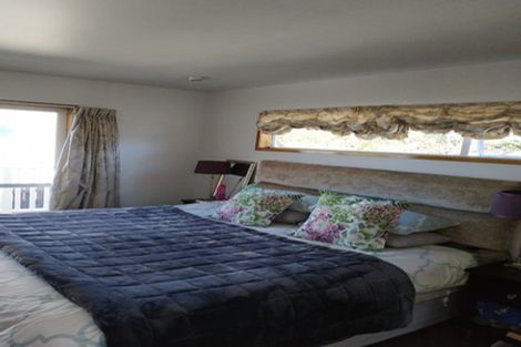 Photo of property in 12 Robin Lane, Browns Bay, Auckland, 0630