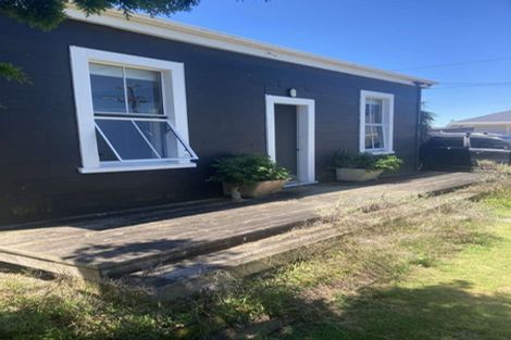 Photo of property in 195 Ngamotu Road, Spotswood, New Plymouth, 4310