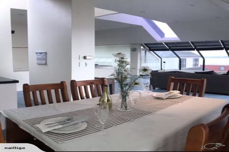 Photo of property in 8b Te Akau Crescent, Bucklands Beach, Auckland, 2012