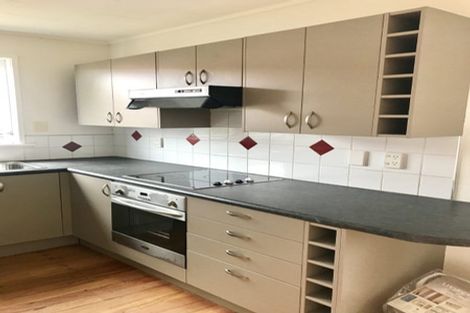 Photo of property in 54 Forest Hill Road, Henderson, Auckland, 0612