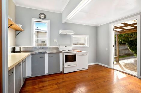 Photo of property in 7 Huia Street, Petone, Lower Hutt, 5012