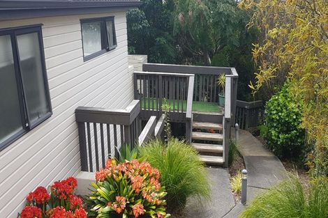 Photo of property in 8b Schnapper Rock Road, Schnapper Rock, Auckland, 0632