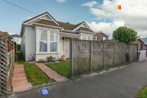 Photo of property in 90 Queens Drive, Saint Kilda, Dunedin, 9012