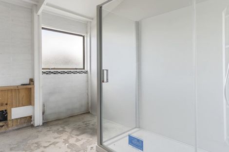 Photo of property in 100 Mayfair Avenue, Whangamata, 3620