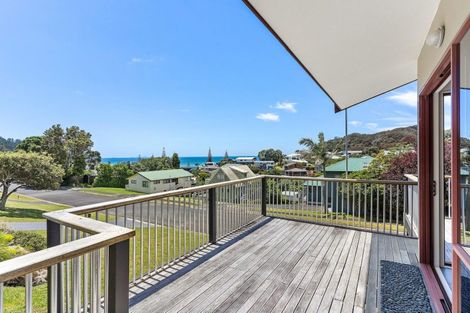 Photo of property in 208 Russell Bruce Place, Onemana, Whangamata, 3691