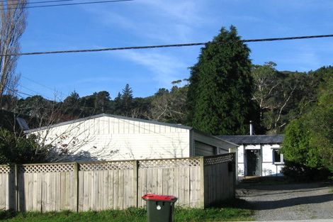 Photo of property in 457 Stokes Valley Road, Stokes Valley, Lower Hutt, 5019