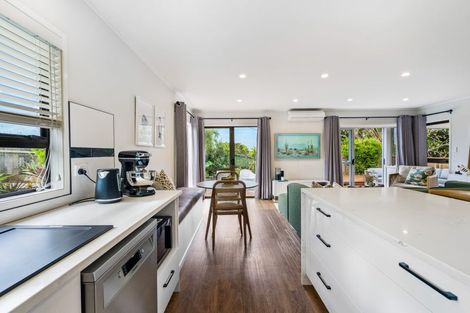 Photo of property in 46a Pah Road, Cockle Bay, Auckland, 2014