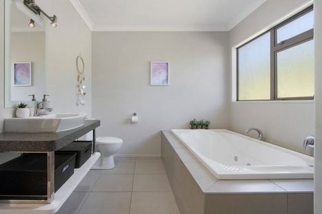 Photo of property in 463 State Highway, Tahawai, Katikati, 3170